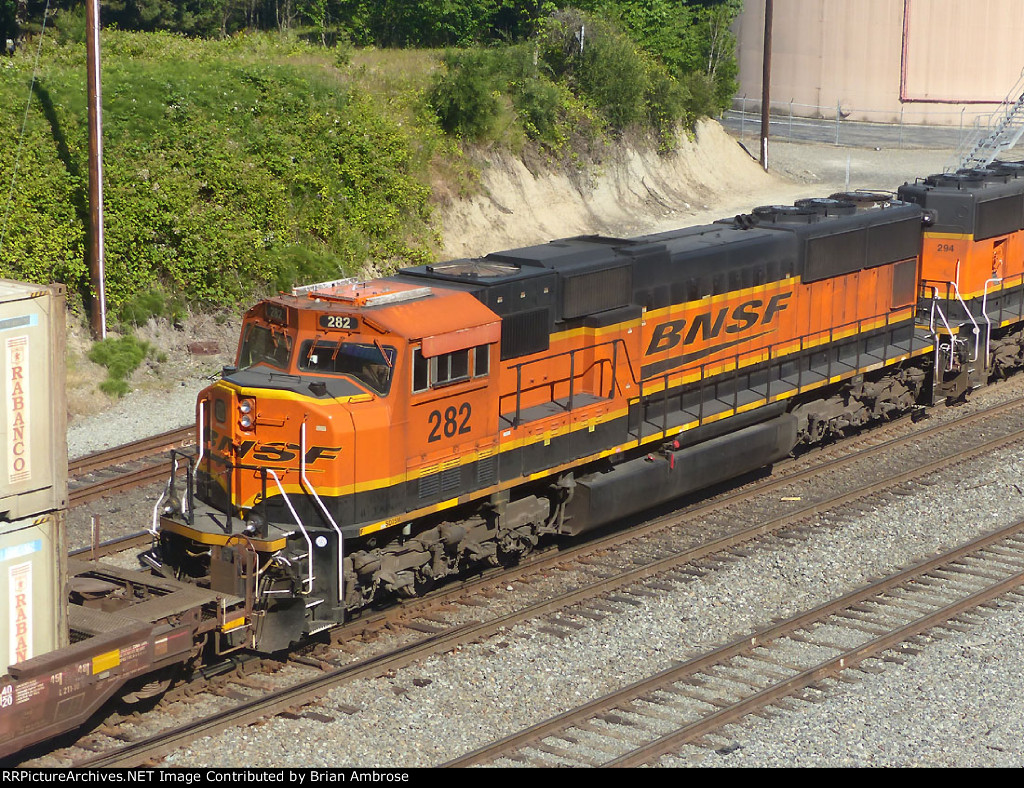 BNSF 282